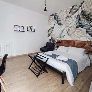 Appartamento Agli Acquedotti, Con Giardino Privato, Roma